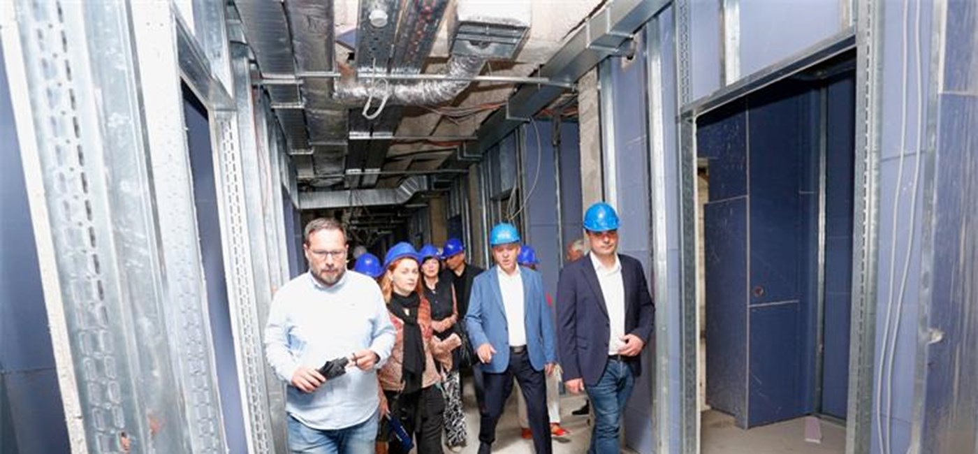 Bačić: Kontejnerska naselja bit će prazna do kraja kolovoza